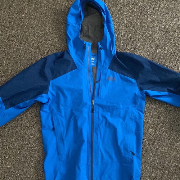 REI Jackets & Coats Rei Goretex Rain Shell Mens Medium Poshmark